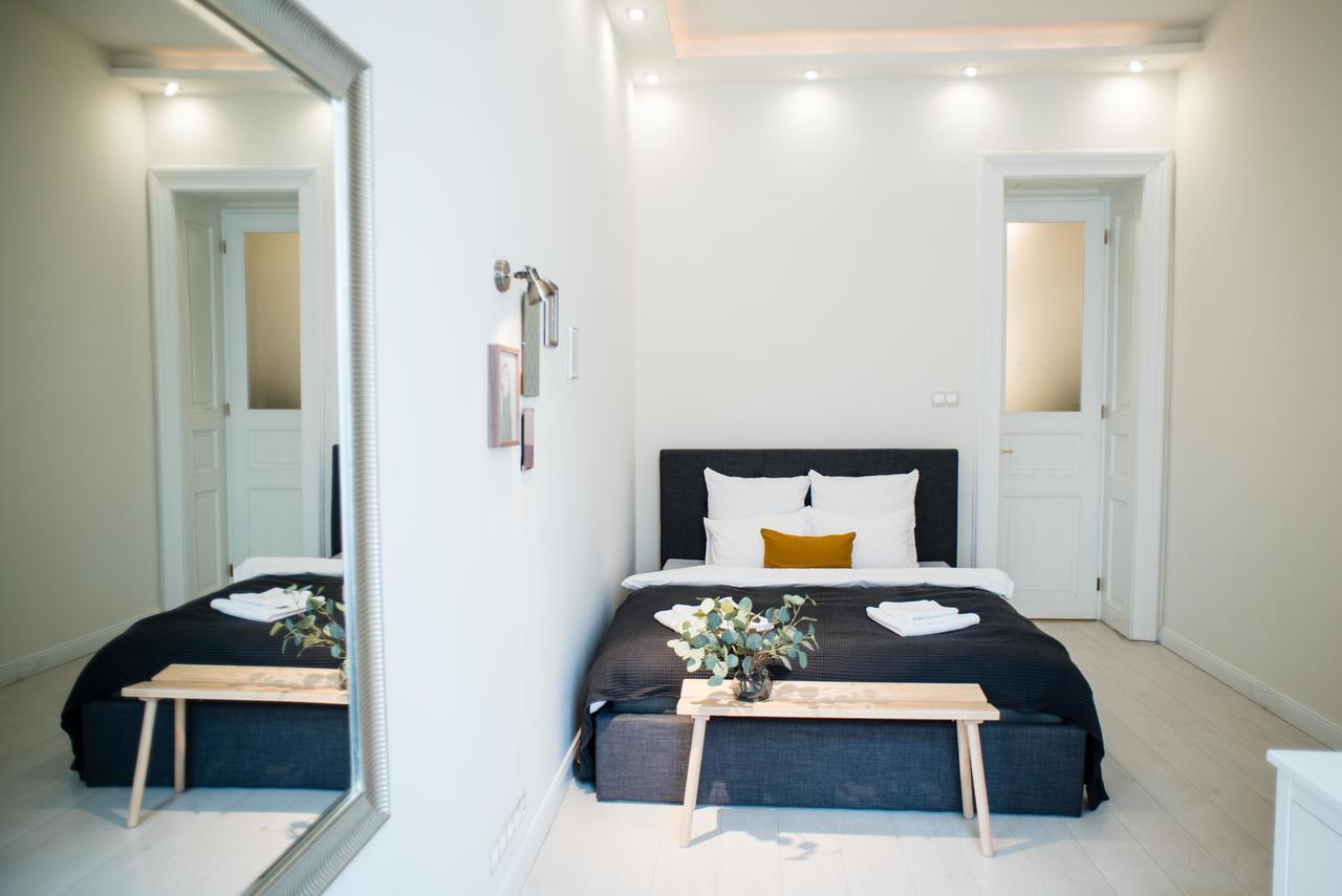 Fine Trees Apartment Будапеща Екстериор снимка